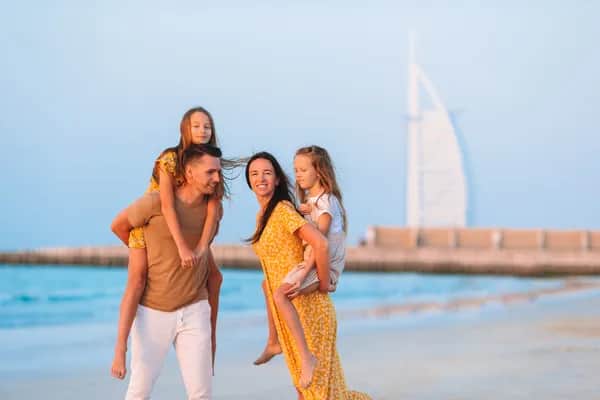Auswandern nach Dubai mit der Familie - Schritt für Schritt Betreuung