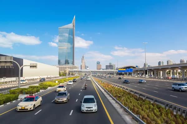 Ist ein deutscher Führerschein in Dubai gültig?