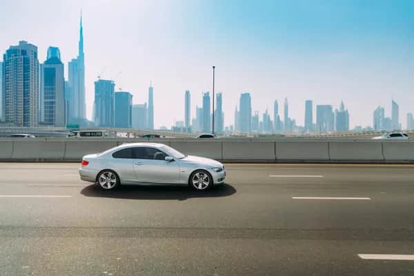 Schritt-für-Schritt Anleitung: Führerschein in Dubai beantragen als Österreicher